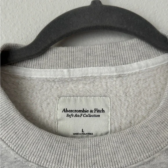 Abercrombie & Fitch soft collection sweatshirt - size L - Picture 2 of 4